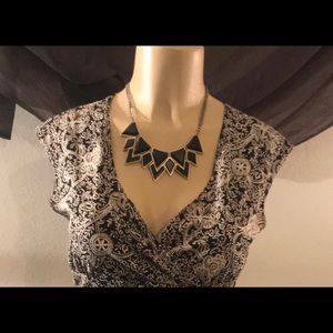 Stylish Choker type necklace